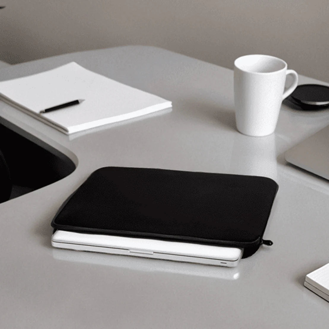 TRAVAGS -Sleek & Minimalist Laptop Sleeve